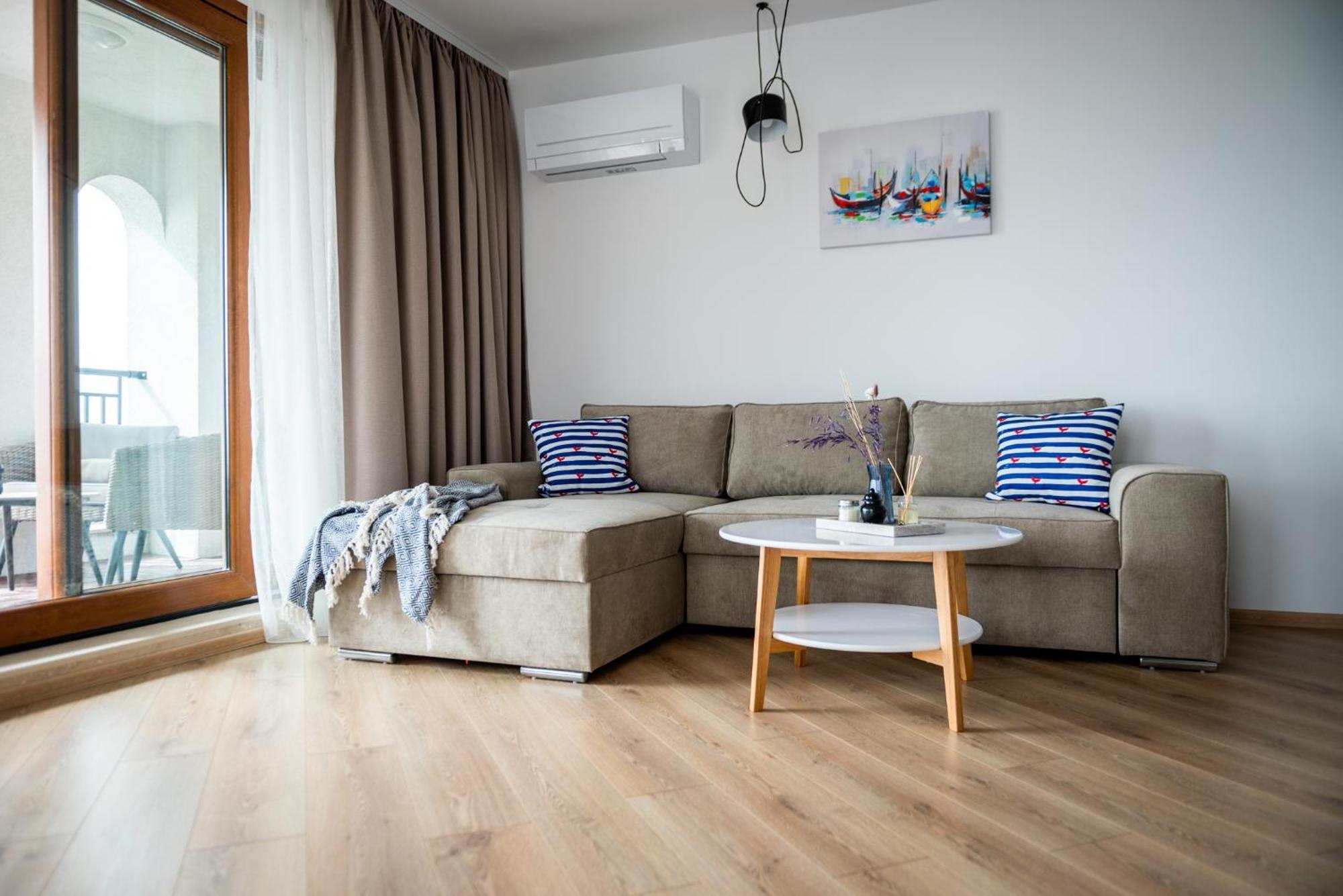 Queen'S Palace Balchik Apartment Bagian luar foto