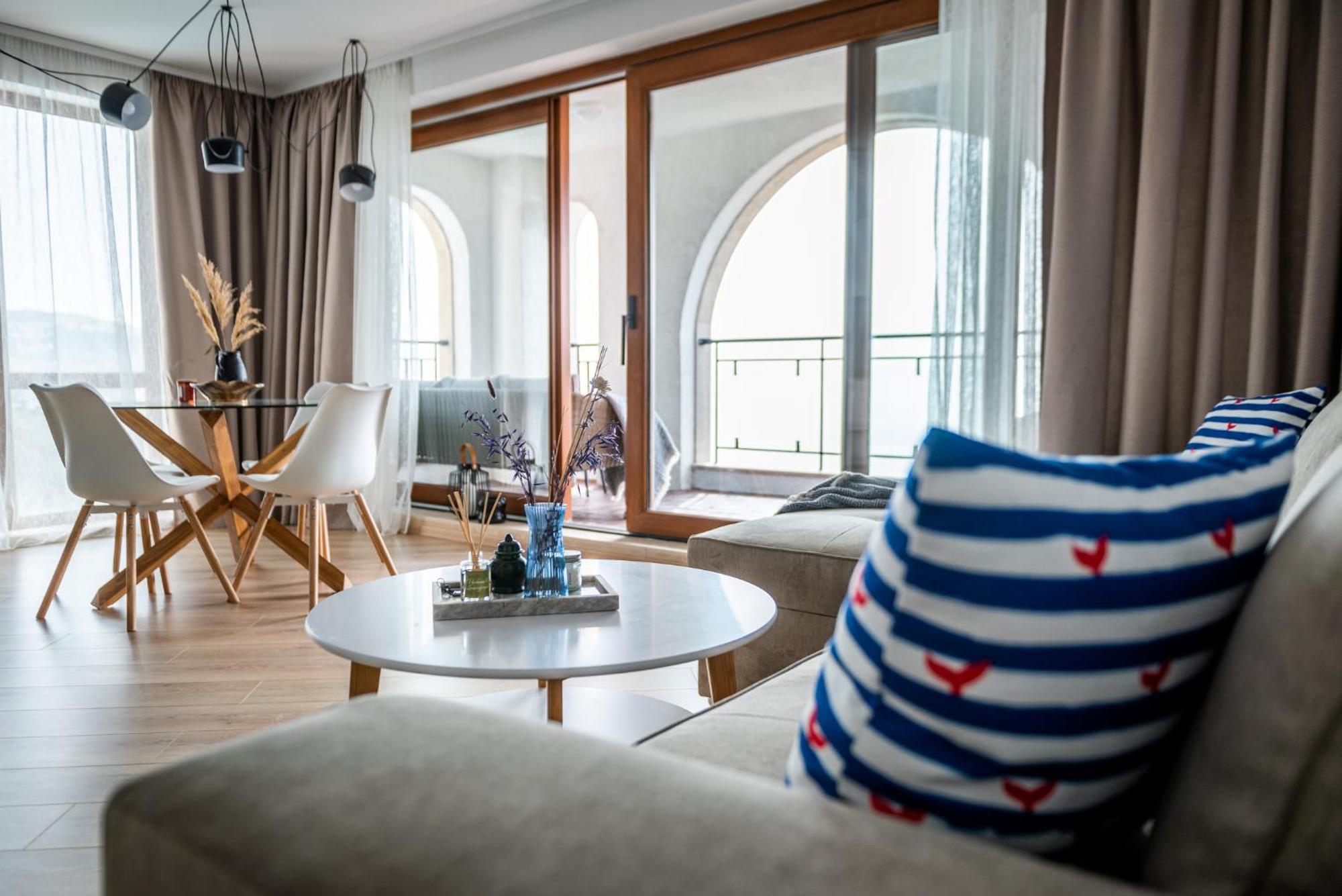 Queen'S Palace Balchik Apartment Bagian luar foto