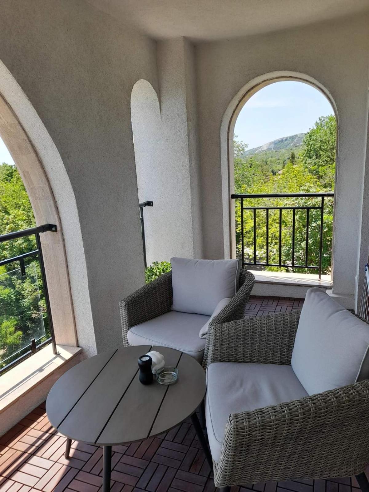 Queen'S Palace Balchik Apartment Bagian luar foto